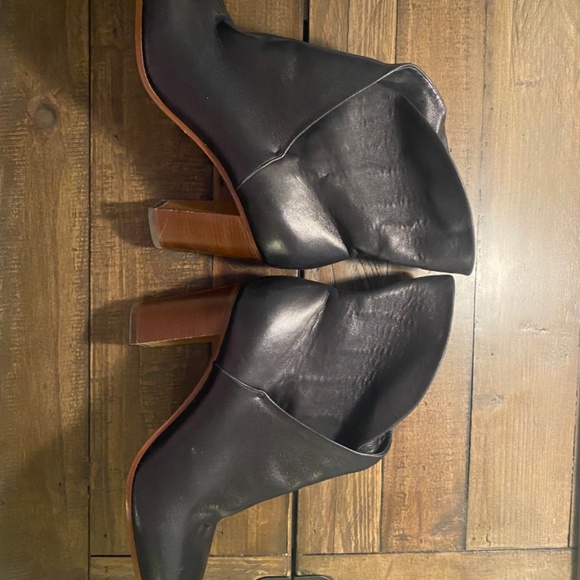 Celine wrap ankle boots - Picture 6 of 7